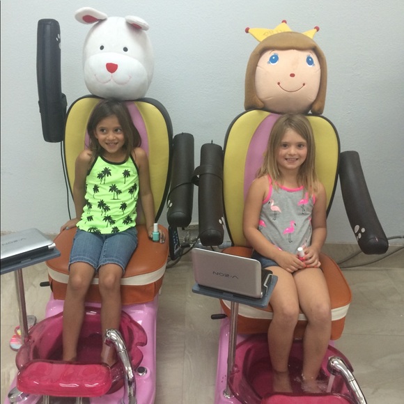 🎀 - Picture 5 of 5